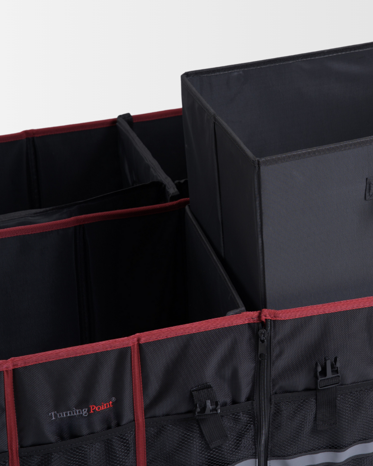 Turning Point Trunk Organizer Bed